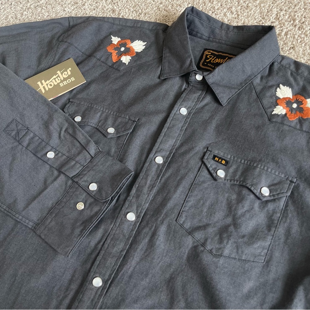 Howler Bros Crosscut Deluxe Desert Blossom Pearl Snap Shirt
